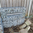 Showmodel | Steenkorf met waterval 120B x 30D x 95H cm incl pomp (excl. vijver en bloembakken)