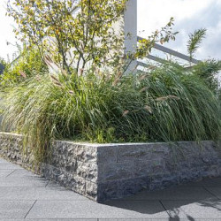 Stapelblok Castle Rock Pacific Black G693 40x20x15cm