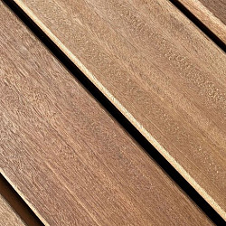 Terrasplank Bangkirai 19x90mm glad/ribbel Premium P120 |244cm