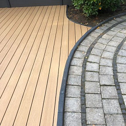 WPC 22,5x210mm FIberdeck Premium | ronde kamer | 2-zijdig | Cedar 400cm