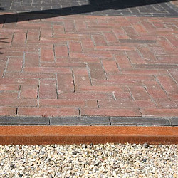 U-profiel gelijkzijdig opsluitband 6cm 300x6.4x4.57/4.57cm Corten