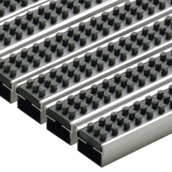 Aluminium met casetteborstel, zwart L=600mm B=400mm H=20mm