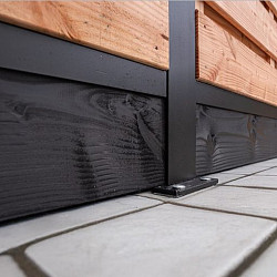 Hardhouten onderplaat t.b.v. H-gleufpaalsysteem, 3 x 20 x 224 cm, zwart gedompeld