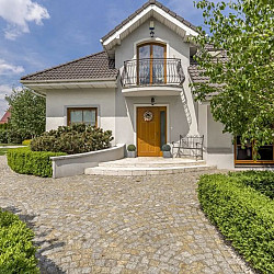 Kinderkop Portugees graniet 7x9cm