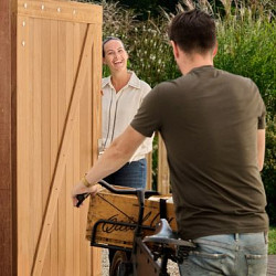 Hardhouten Enkele toegangspoort verticaal 100x180cm Incl beslag