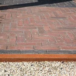 U-profiel Cortenstaal gelijkzijdig opsluitband 5cm 220x5,1x5,1x5,4cm