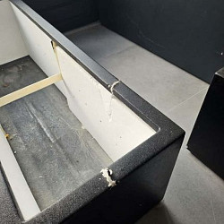 CARREZ met bodem 1200x400x400mm Polyester (PB25.2) RAL9005 gitzwart| OP=OP