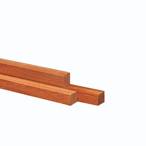 Hardhouten Azobé paal fijnbezaagd gepunt 10x10x300cm