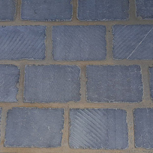 Kinderkop Hardsteen 14x20 5/7 Gezaagde Top