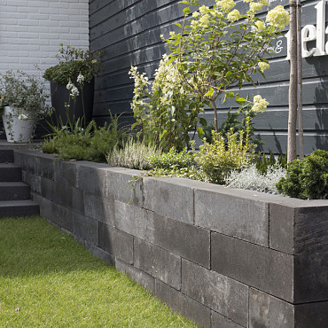 Linea stapelblok 15x15x60cm Zwart