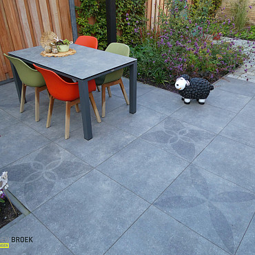 Keramische tegel vtwonen Solostone Uni Hormigon Antracite 90x90x3cm