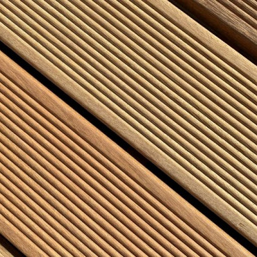 Terrasplank Bangkirai 19x90mm glad/ribbel Premium P120 |244cm