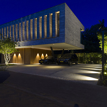 Wall ACE DOWN 100-230V White