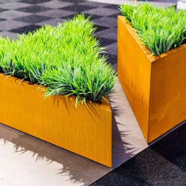 Triangle 600x600x600mm Corten (CAT8.2)