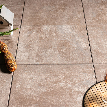 Trippel T 80x80x4cm Bruin nuance