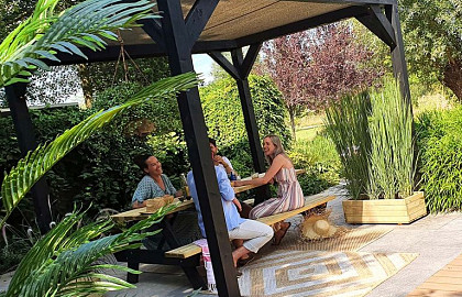 Houtpakket schaduwpergola